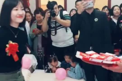 心意小姐姐团队,打造温馨互动，传递美好情感