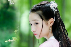 网曝门吃瓜女主,吃瓜群众背后的故事